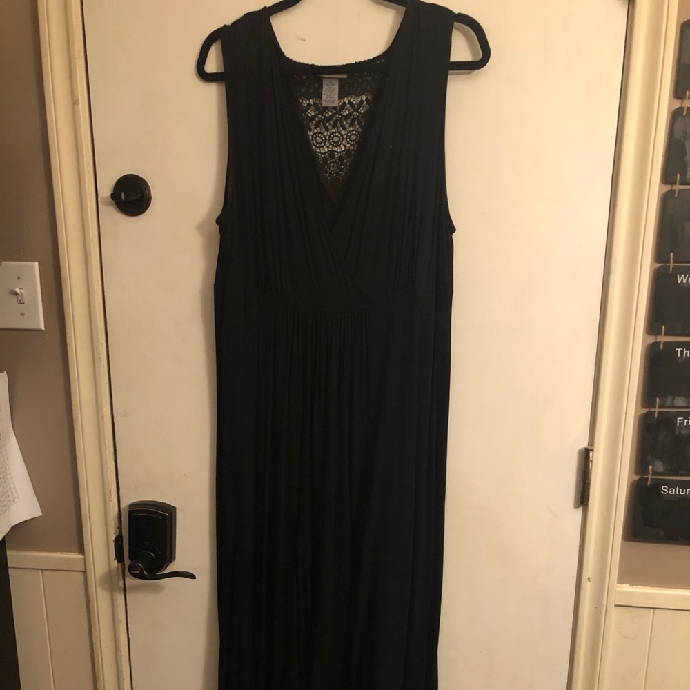 Women’s black maxi dress
